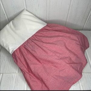 Like New Pottery Barn Kids Red Chambray Bed Skirt